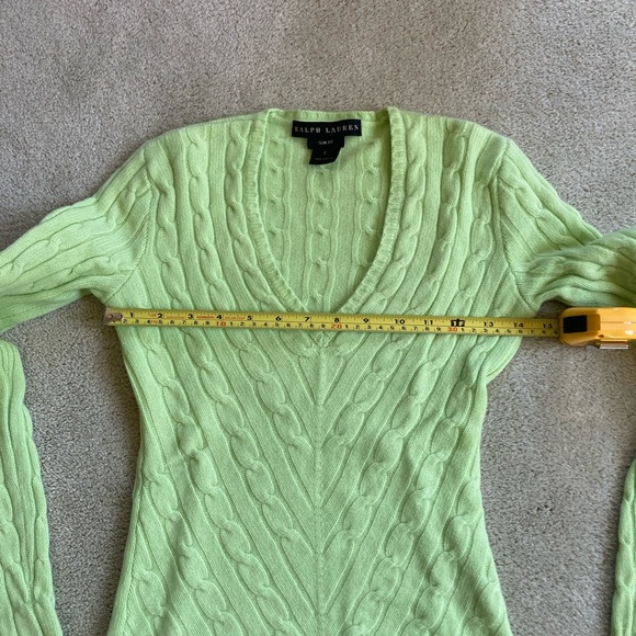 Ralph Lauren Black Label cashmere 100% Cable V-neck green sweater, small - Picture 5 of 7